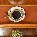 Botel Houseboat Center 'messi' *