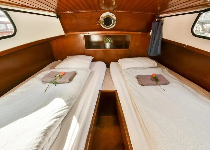 Houseboat Center 'messi' Botel Amsterdam